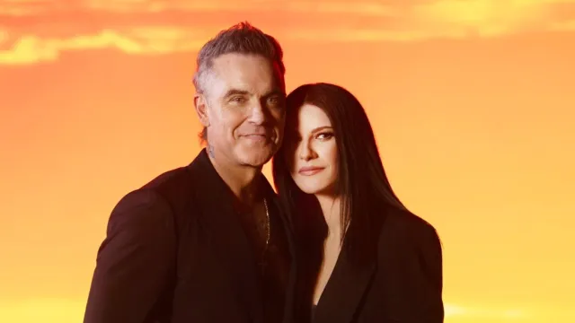 Robbie Williams e Laura Pausini.