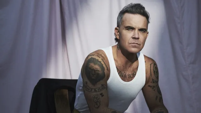 Robbie Williams.